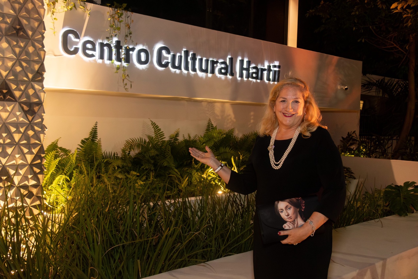 Inauguración de Hartii Centro Cultural